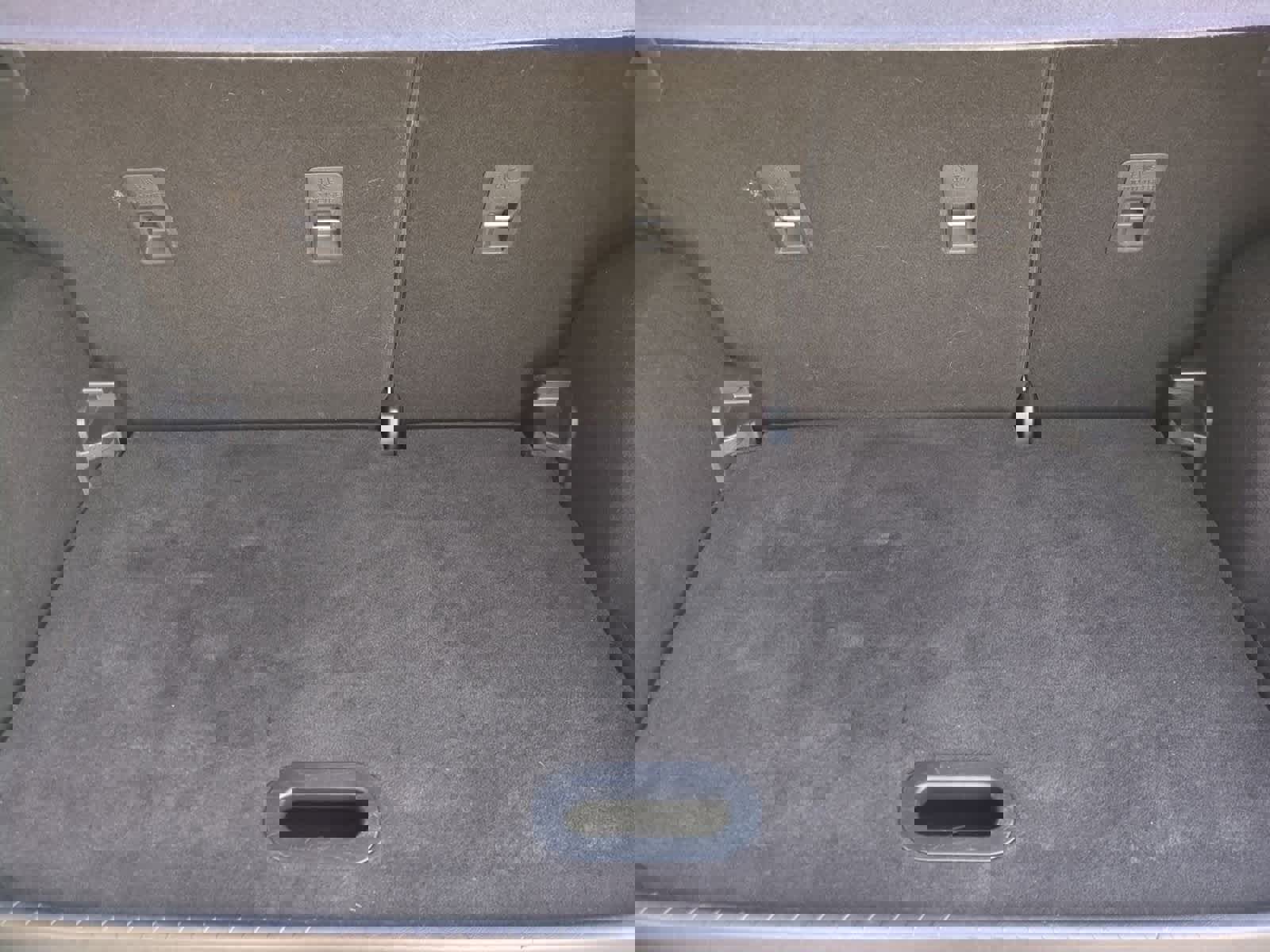 Used 2020 Ford EcoSport SE w/ SE Convenience Package image 35