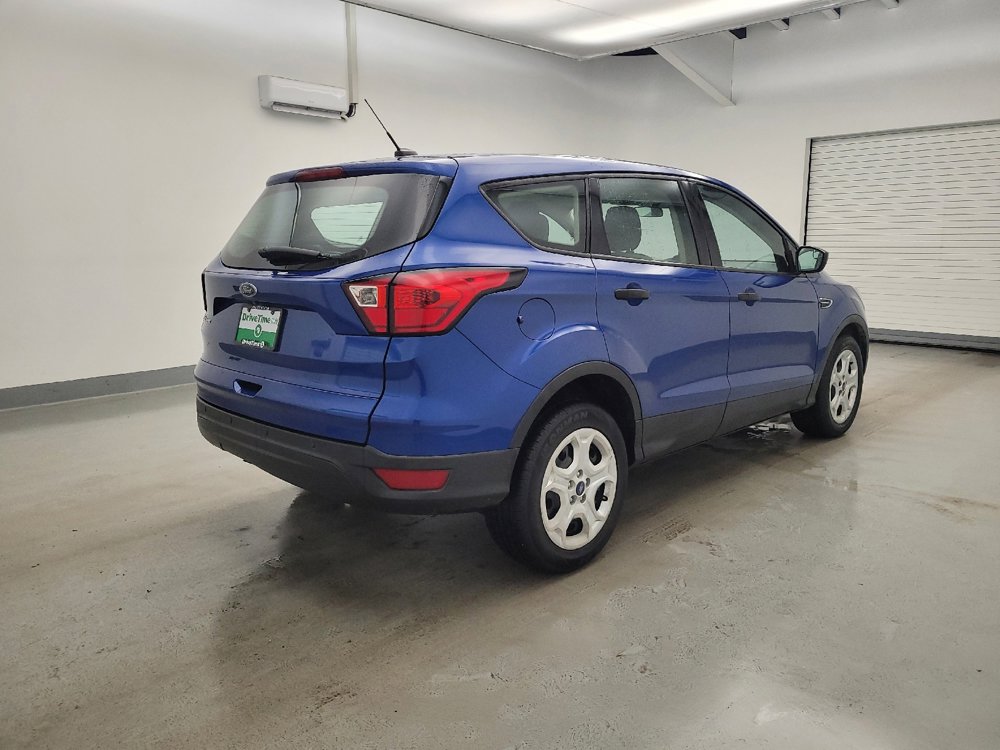 Used 2019 Ford Escape S image 10