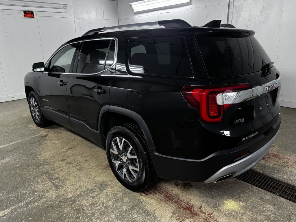 Used 2023 GMC Acadia SLT image 6