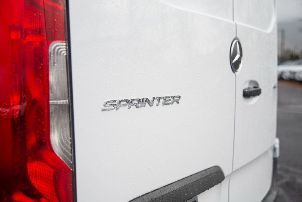 New 2025 Mercedes-Benz Sprinter 4500 image 16
