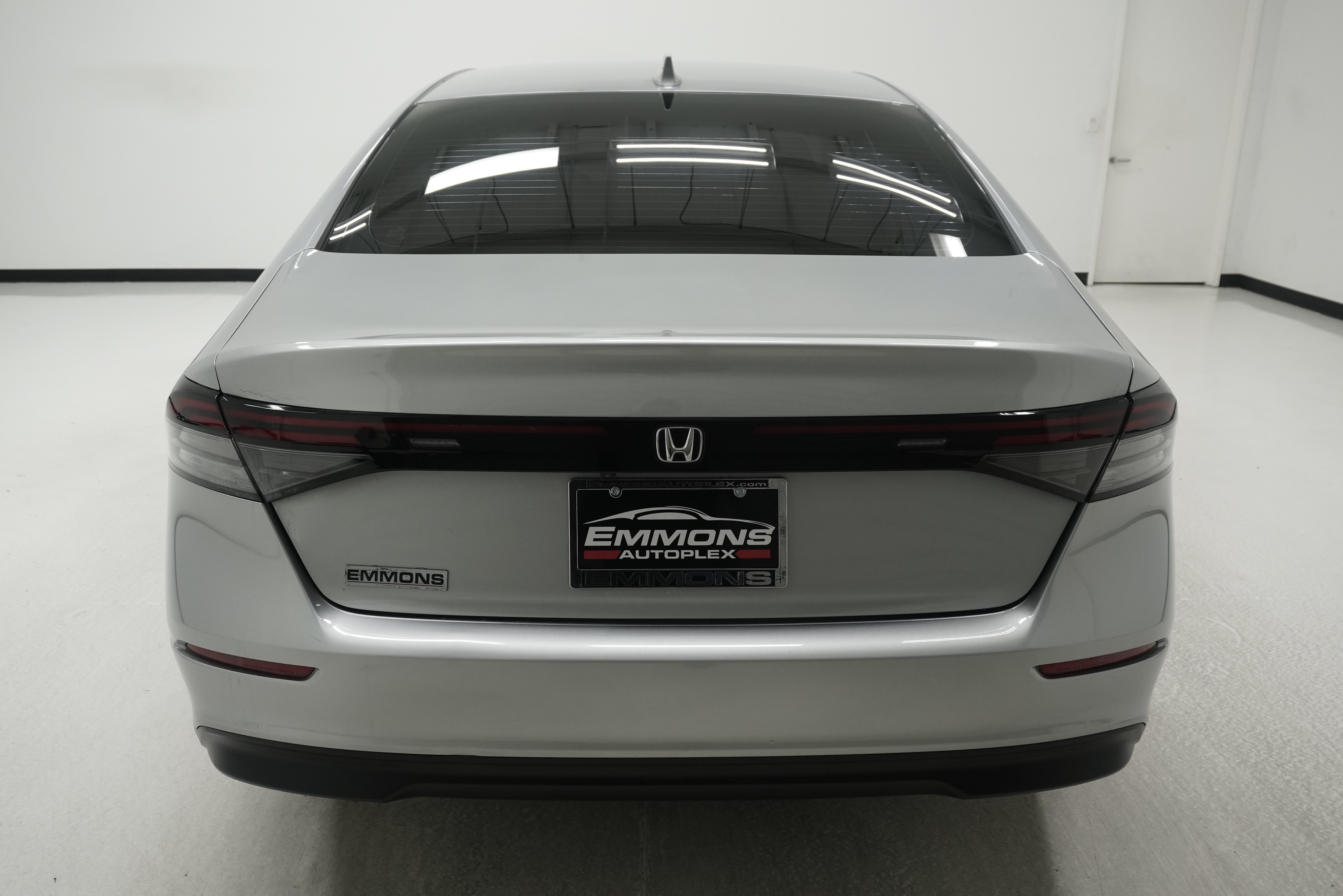 Used 2023 Honda Accord EX image 5
