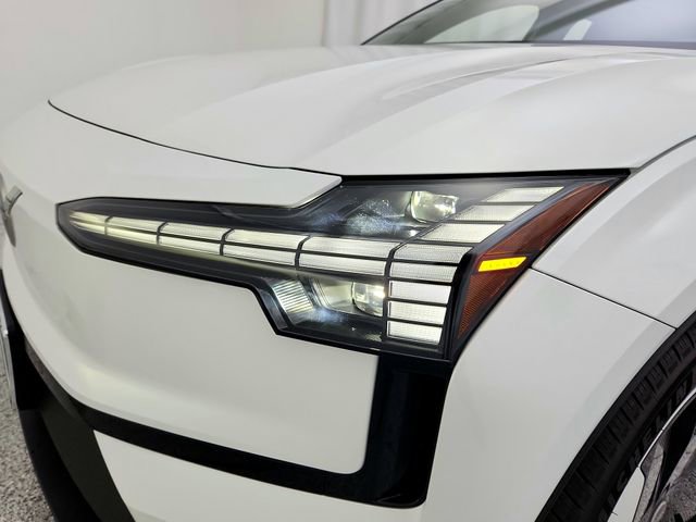 Certified 2025 Volvo EX30 Plus w/ Protection Package Premier image 14