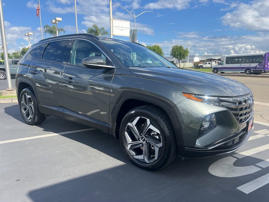 Used 2023 Hyundai Tucson Limited AWD/4WD image 12