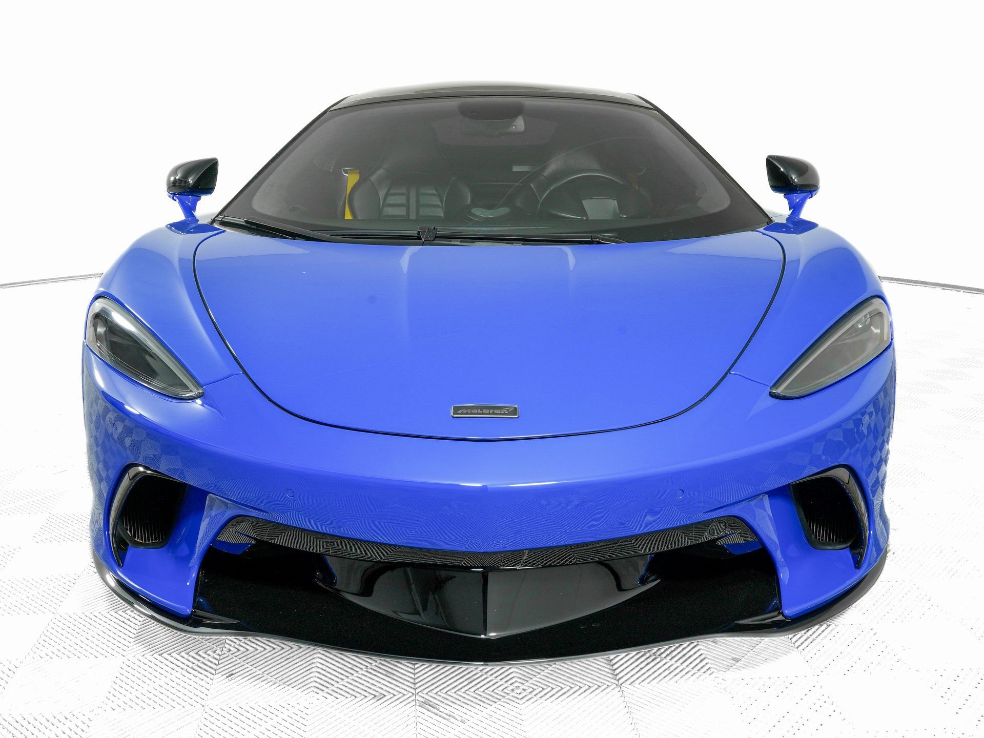 Used 2026 McLaren GTS RWD image 2