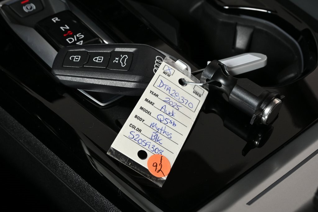 New 2025 Audi Q5 Premium Plus image 14