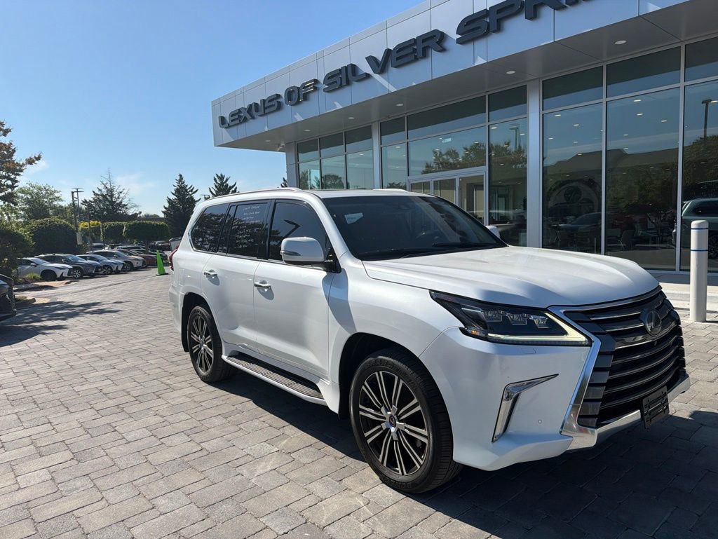 Used 2019 Lexus LX 570 4WD w/ Luxury Package image 5