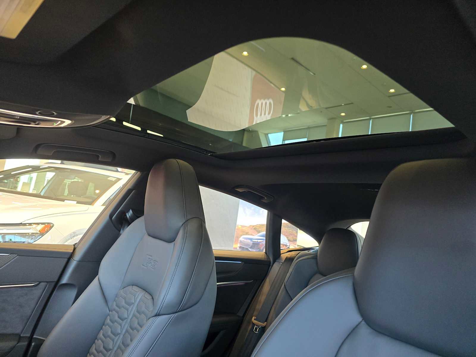 New 2025 Audi RS 7 Performance image 27