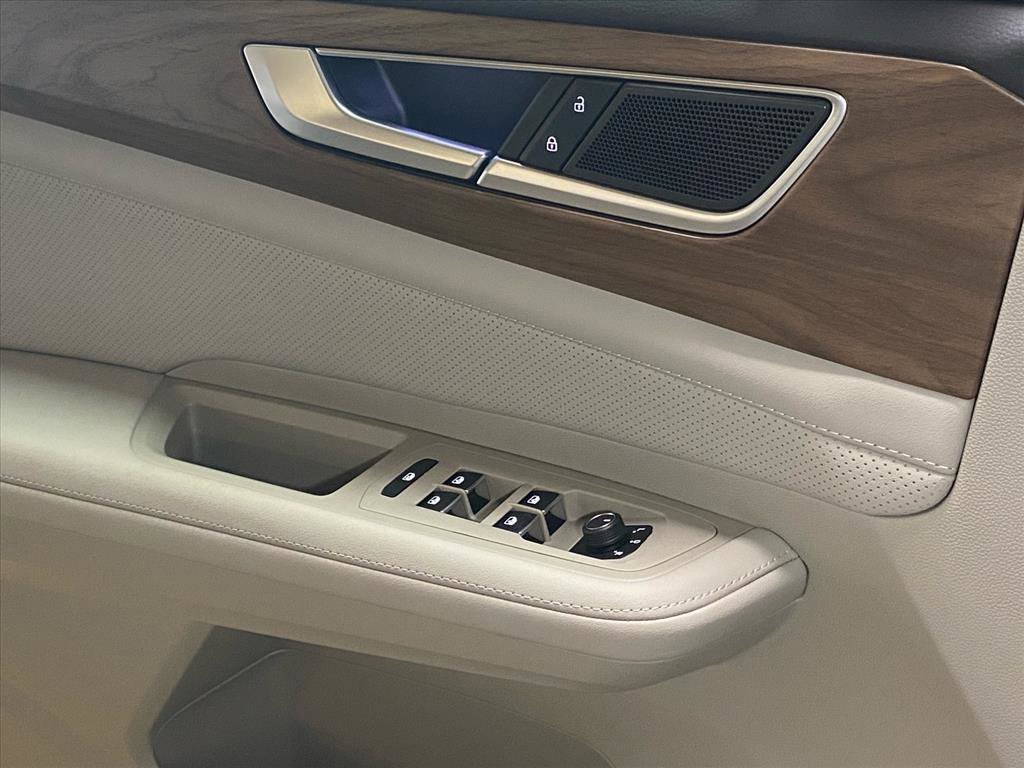 New 2026 Volkswagen Atlas SE image 10