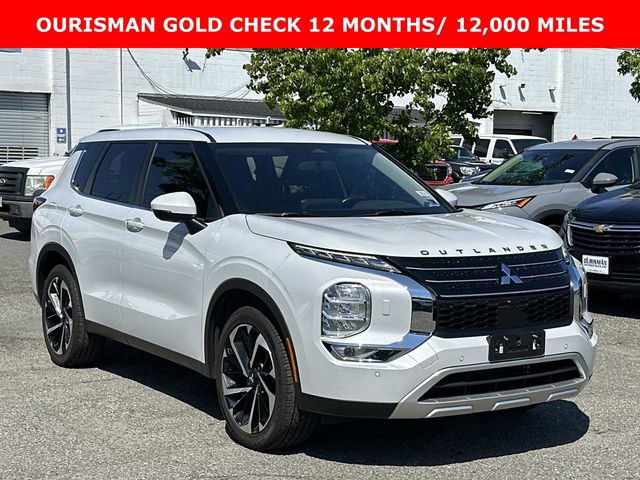 Used 2024 Mitsubishi Outlander SE