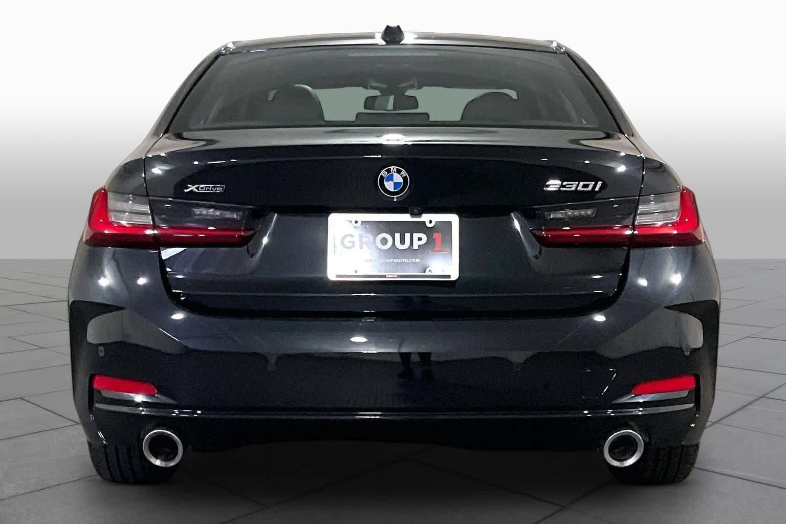 Certified 2023 BMW 330i xDrive Sedan w/ Premium Package AWD/4WD image 4