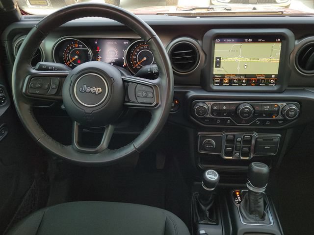 Used 2022 Jeep Gladiator Sport AWD/4WD image 9