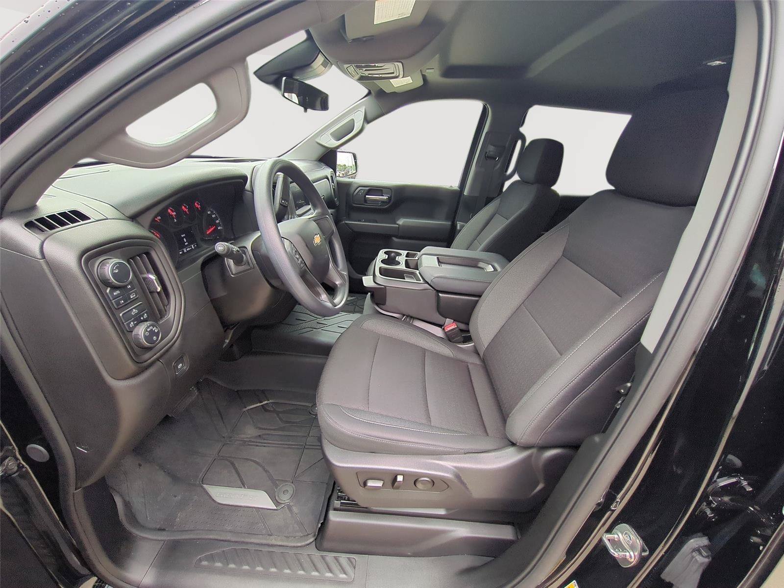 Used 2025 Chevrolet Silverado 1500 Custom AWD/4WD image 15