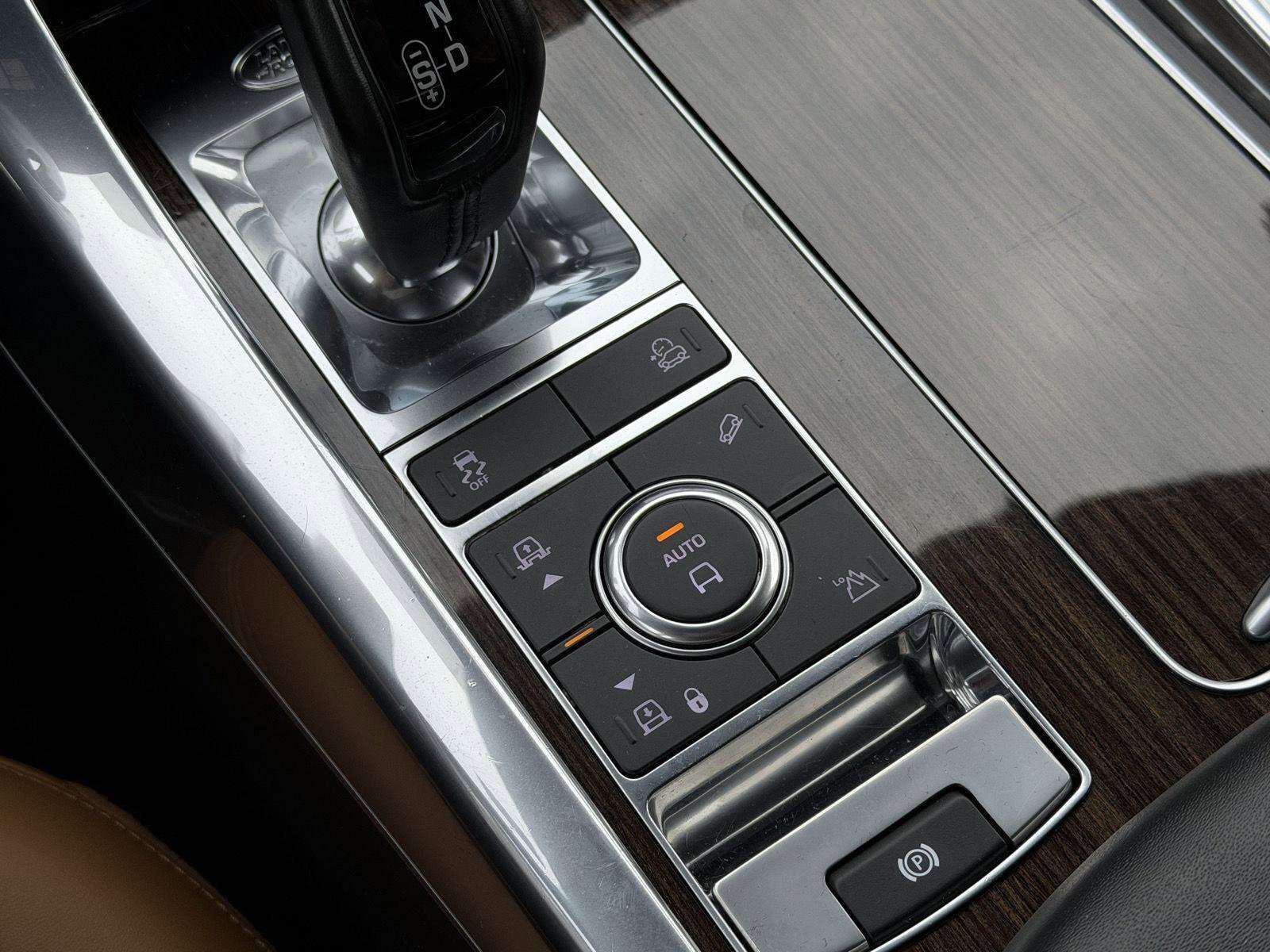 Used 2019 Land Rover Range Rover Sport Supercharged image 20