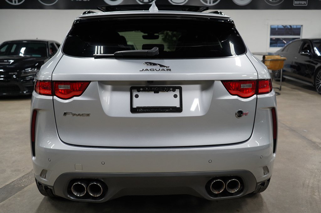 Used 2019 Jaguar F-PACE SVR AWD/4WD image 4