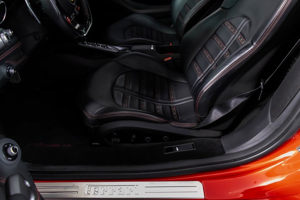 Certified 2022 Ferrari F8 Tributo image 41