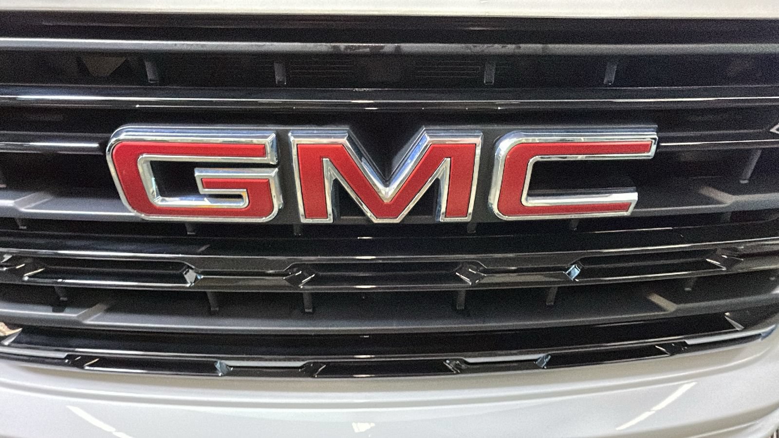 Used 2025 GMC Sierra 1500 Elevation AWD/4WD image 10