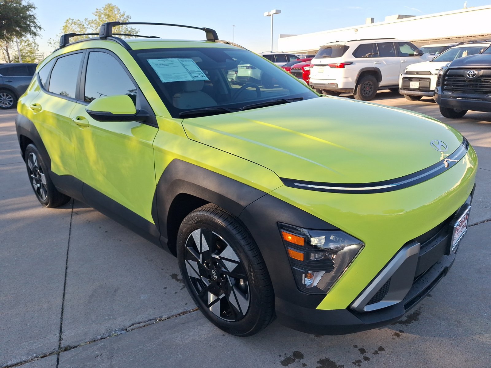 Used 2024 Hyundai Kona SEL FWD image 8
