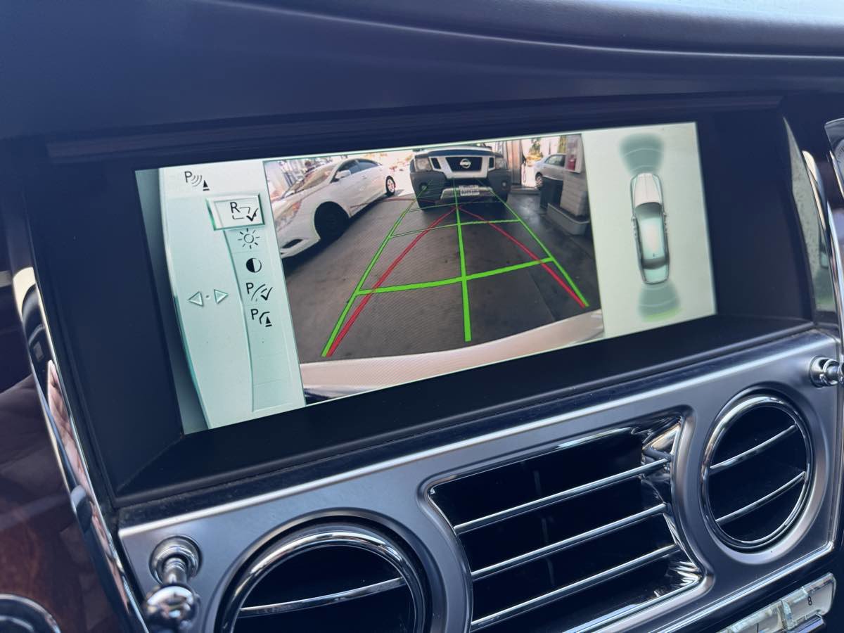 Used 2014 Rolls-Royce Ghost RWD image 30