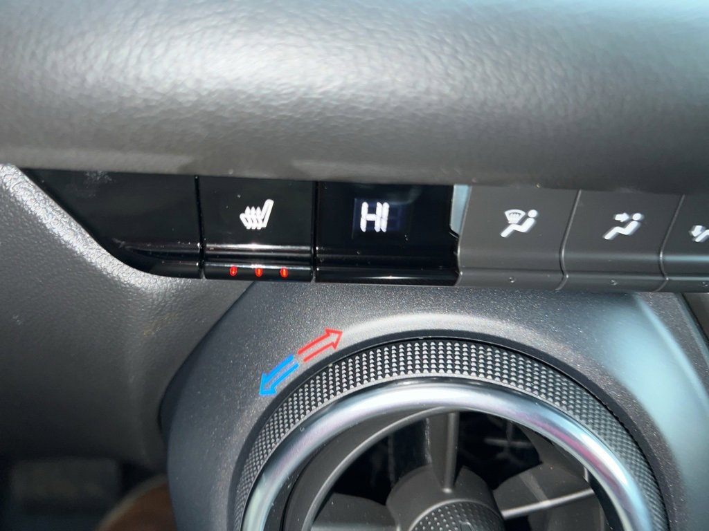 Used 2024 Chevrolet Blazer LT w/ Midnight/Sport Edition image 29