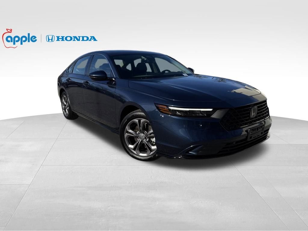 Used 2025 Honda Accord EX-L image 3