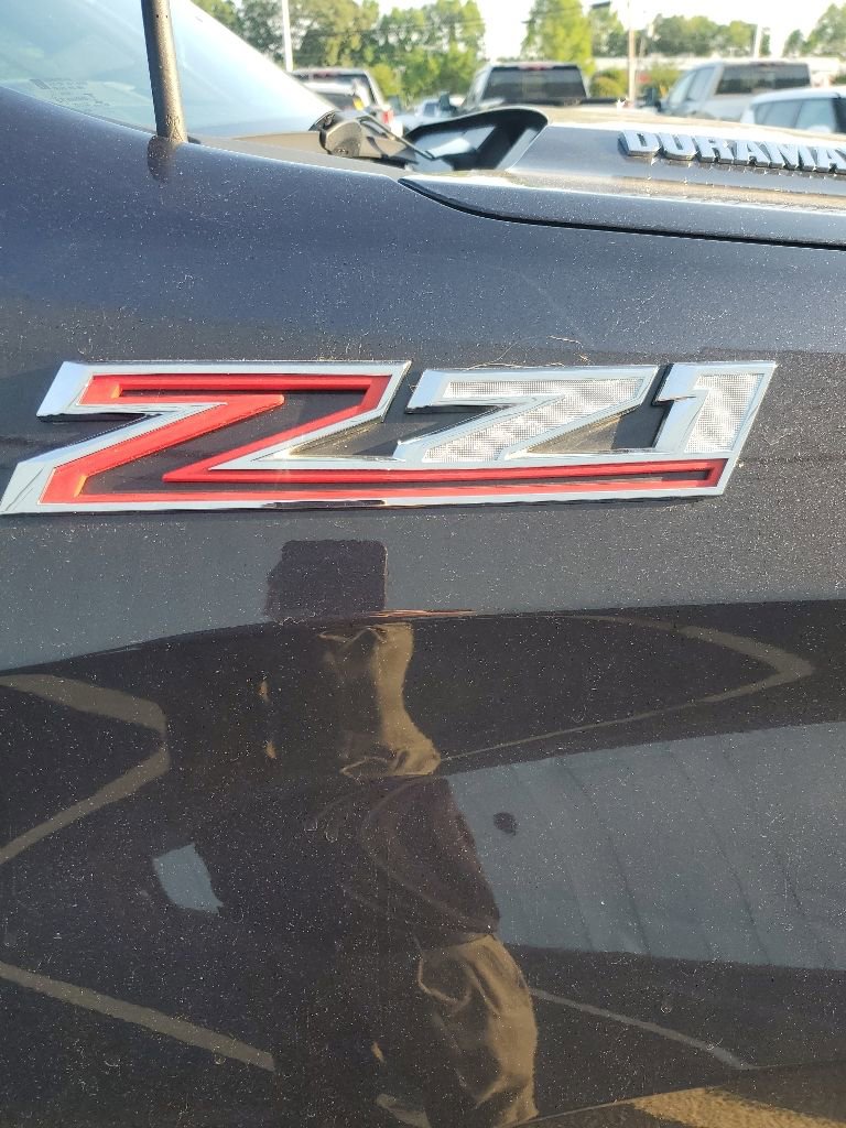 Used 2022 Chevrolet Silverado 1500 RST w/ Convenience Package II AWD/4WD image 6