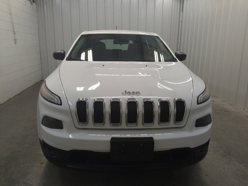 Used 2016 Jeep Cherokee Sport w/ Cold Weather Group AWD/4WD image 14