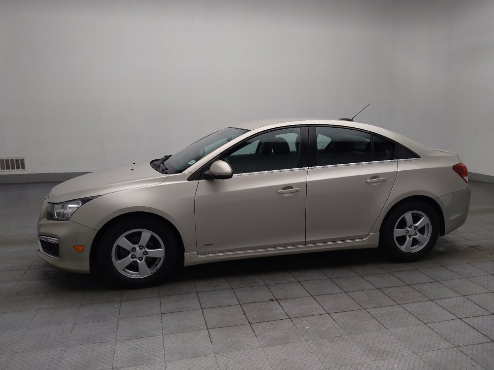 Used 2016 Chevrolet Cruze LT FWD image 2