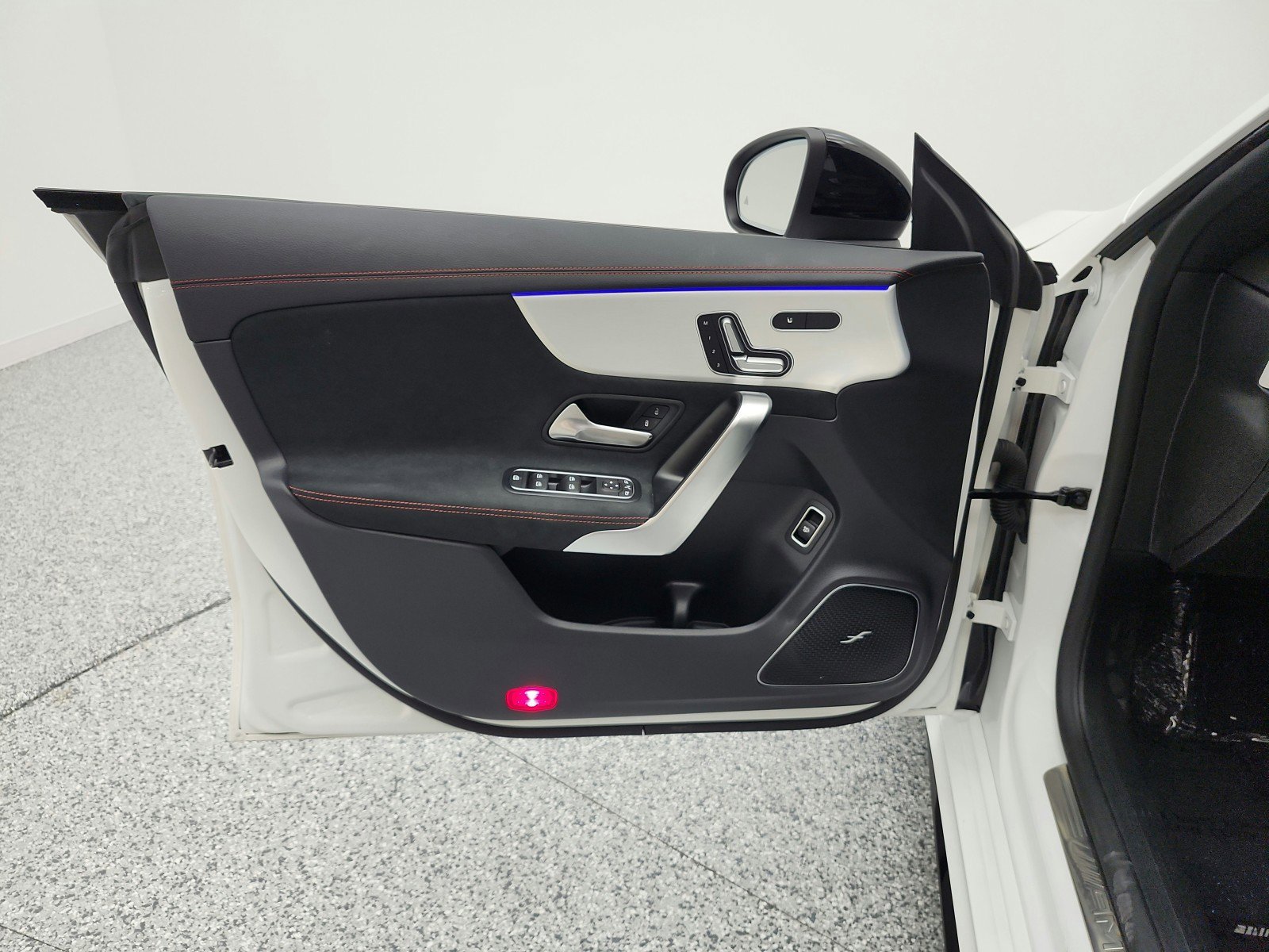 Used 2025 Mercedes-Benz CLA 35 AMG 4MATIC image 15