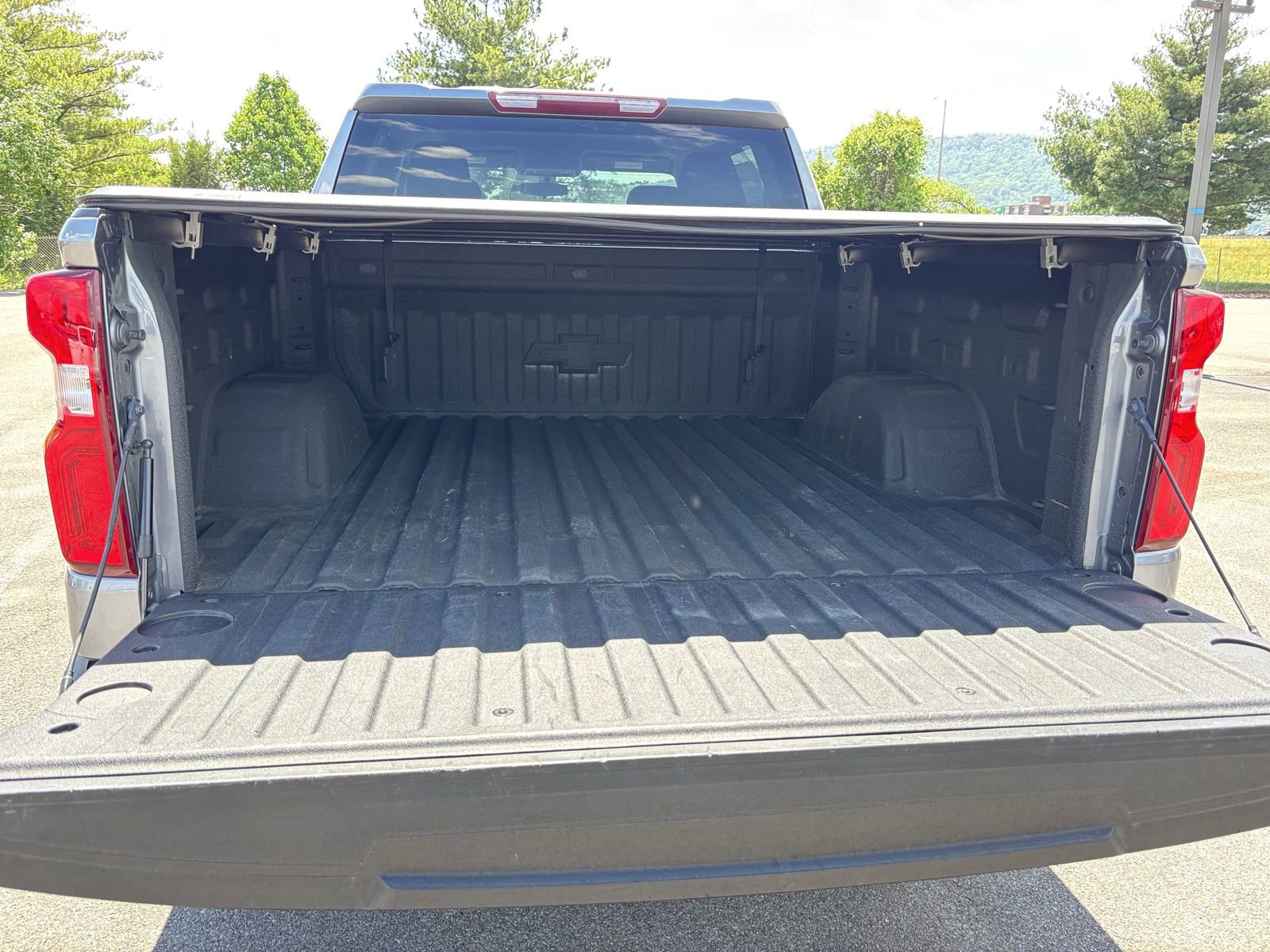 Used 2020 Chevrolet Silverado 1500 Custom Trail Boss w/ Custom Convenience Package image 18