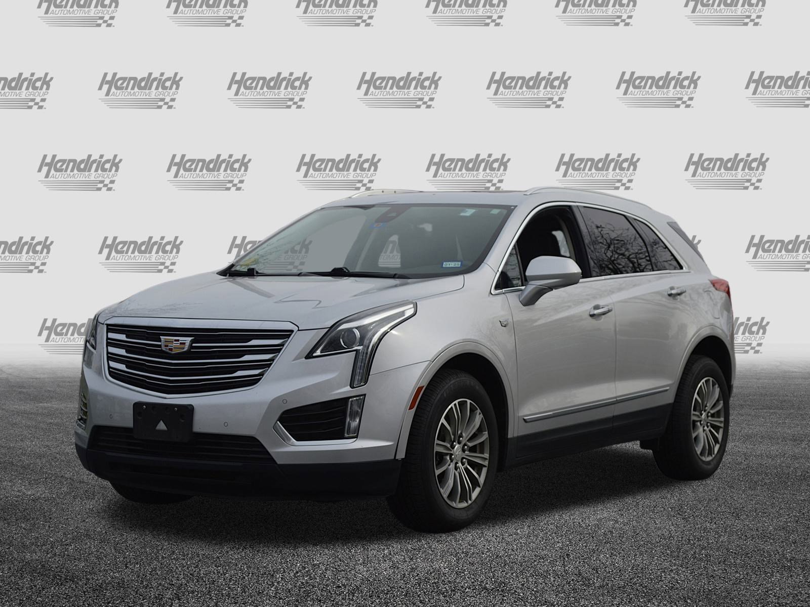 Used 2017 Cadillac XT5 Luxury w/ Driver Awareness Package image 7