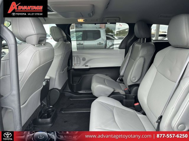 Certified 2025 Toyota Sienna XLE w/ XLE Plus Package AWD/4WD image 14
