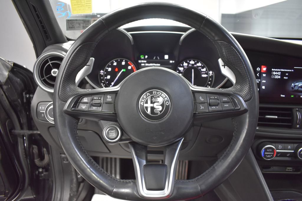 Used 2022 Alfa Romeo Giulia Veloce image 27