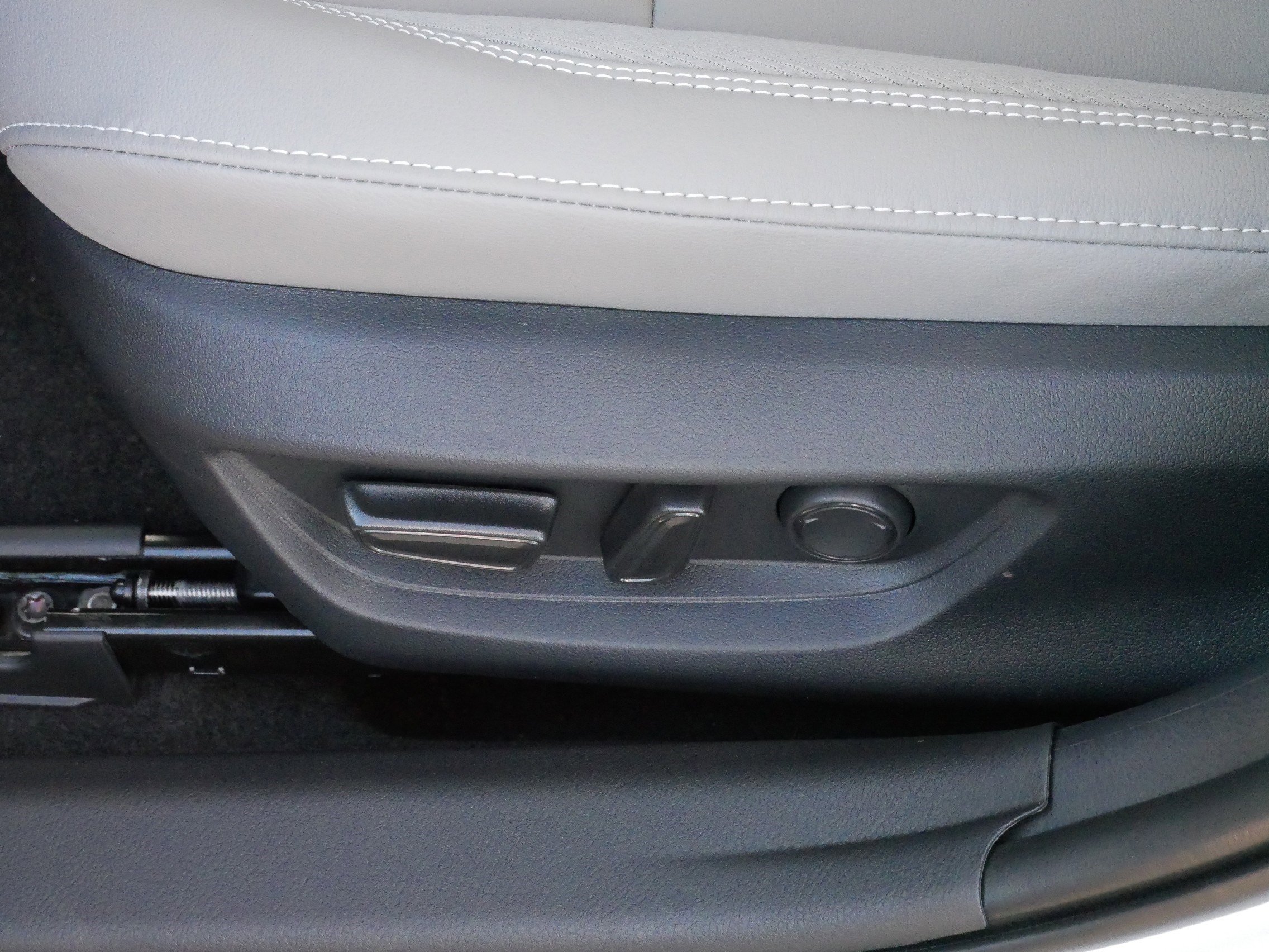 Certified 2025 Toyota Camry SE image 20