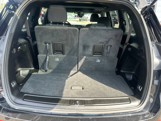 Used 2025 Jeep Grand Cherokee L Laredo AWD/4WD image 14