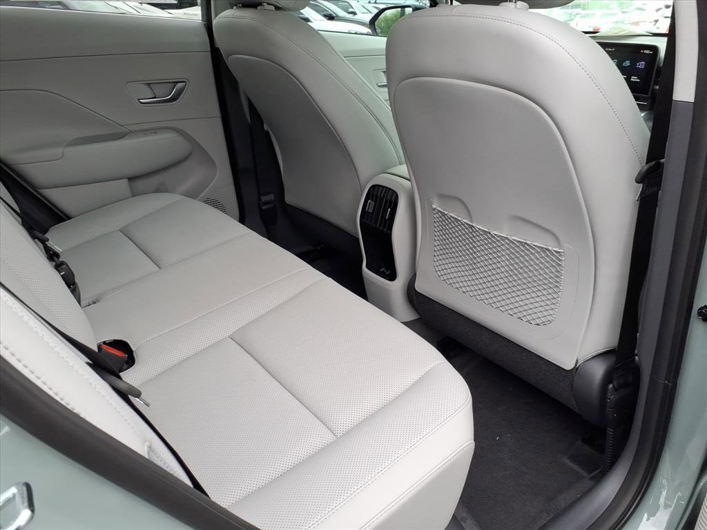 New 2026 Hyundai Kona SEL Premium image 8