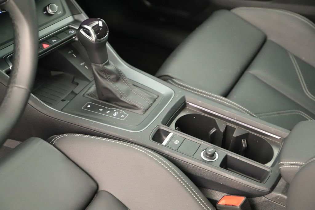 Certified 2025 Audi Q3 2.0T Premium w/ Convenience Package image 17