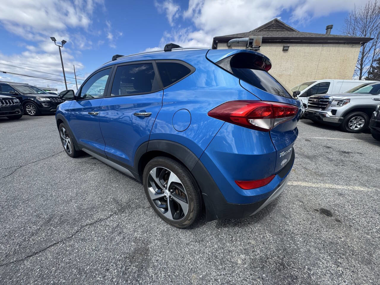 Used 2017 Hyundai Tucson Limited w/ Cargo Package AWD/4WD image 4