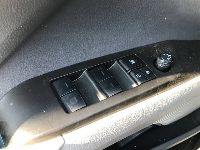 Used 2023 Toyota Camry SE AWD/4WD image 32
