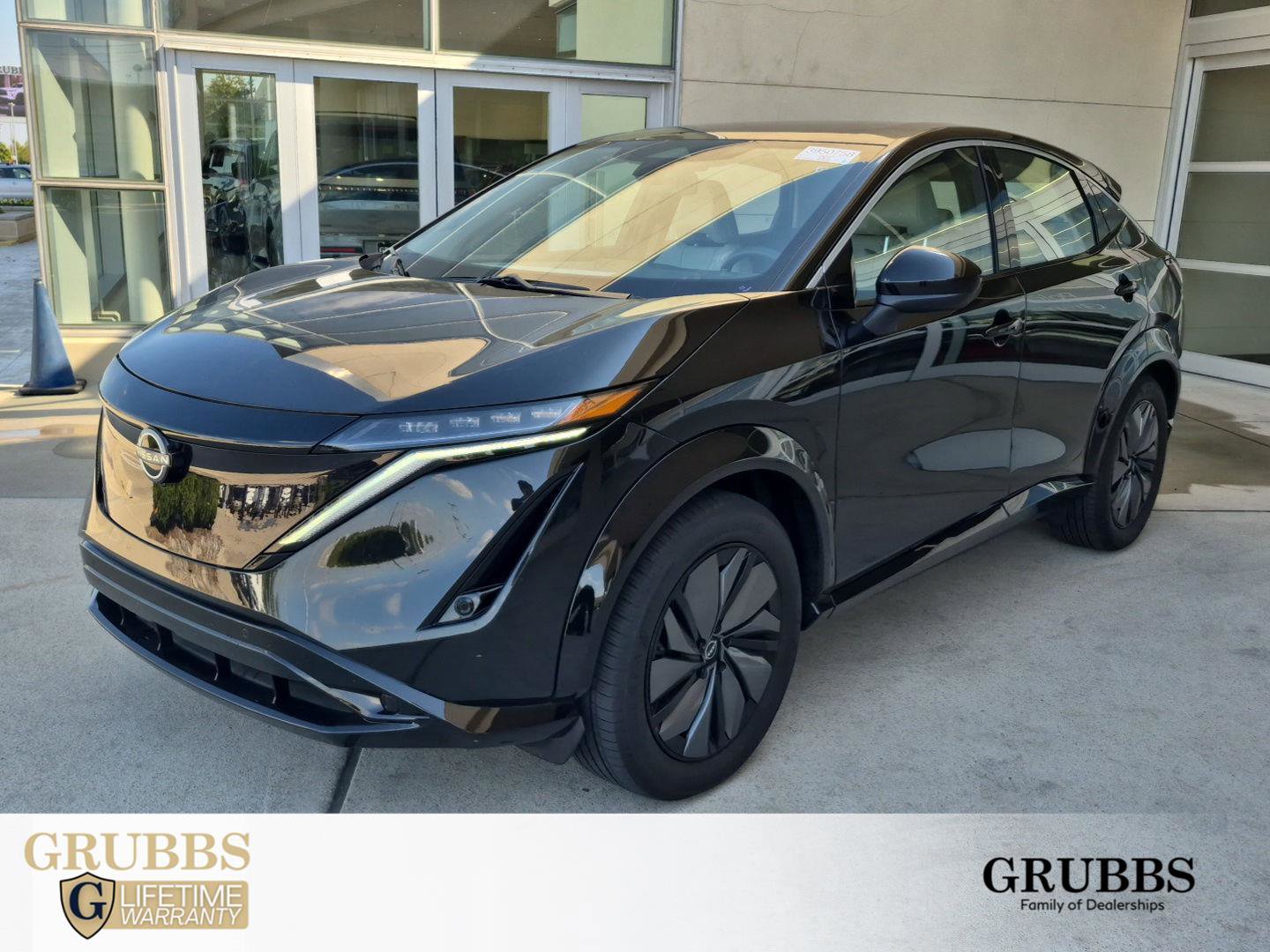 Used 2024 Nissan Ariya FWD