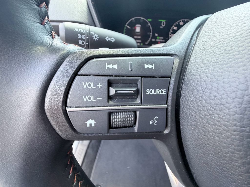 Used 2025 Honda CR-V Sport image 15