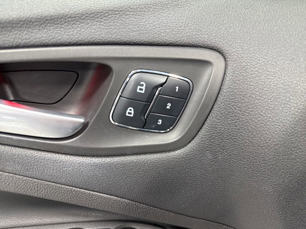 Used 2016 Ford Escape Titanium image 15