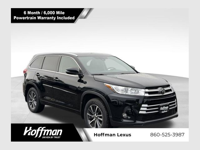 Used 2017 Toyota Highlander XLE AWD/4WD image 1