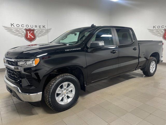 Used 2025 Chevrolet Silverado 1500 LT w/ Work Truck Package AWD/4WD image 3