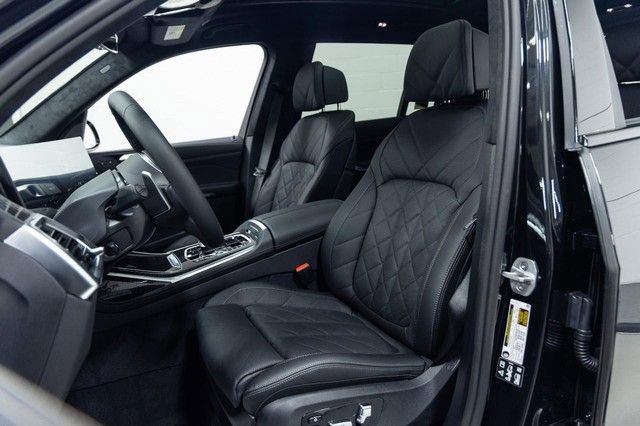 New 2026 BMW X7 xDrive40i image 24