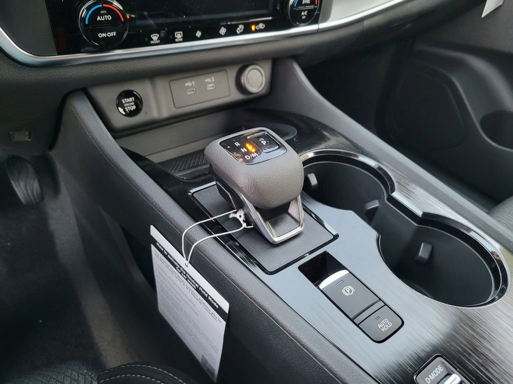 New 2026 Nissan Rogue SV image 9