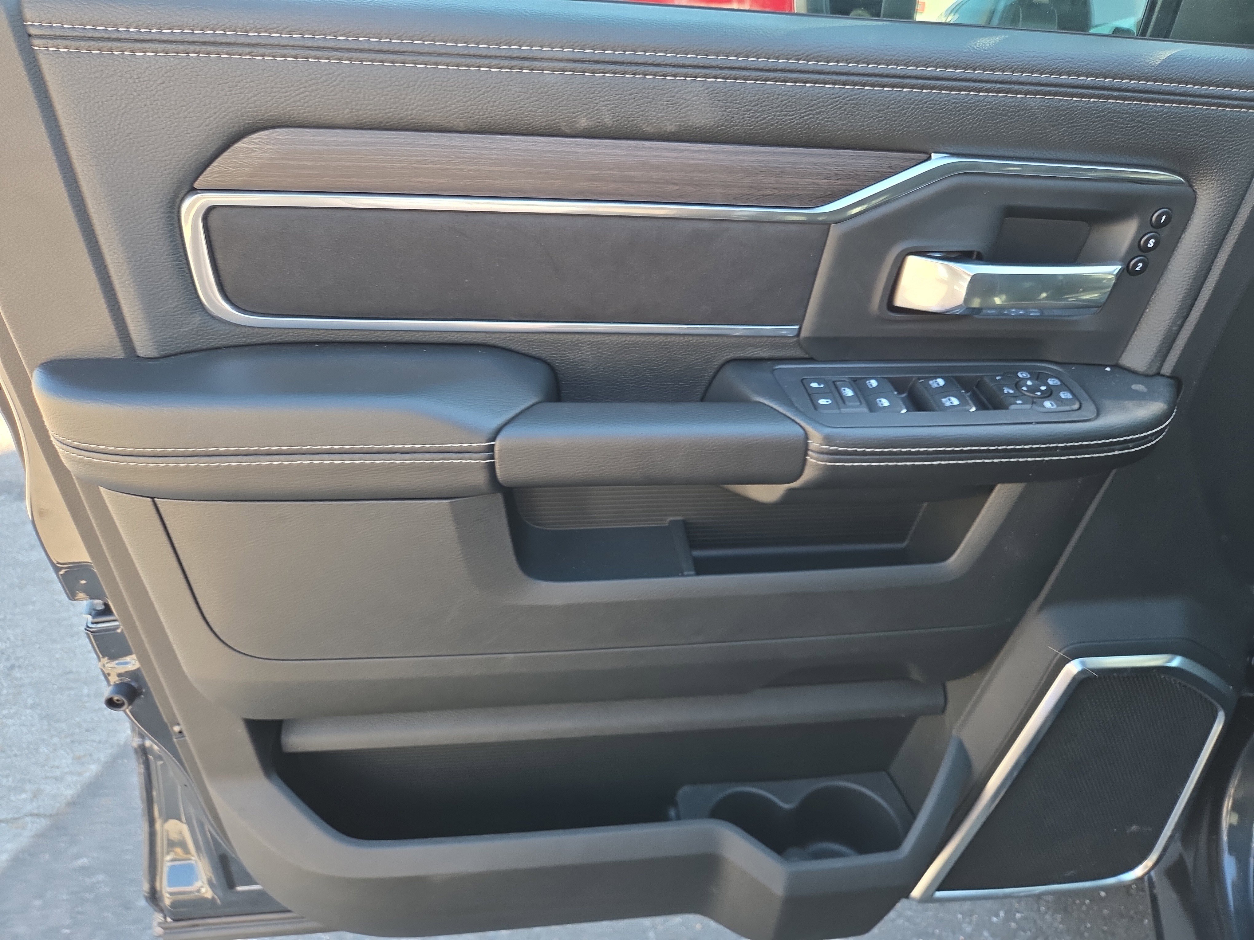 New 2026 RAM 3500 Laramie w/ Towing Technology Group image 5