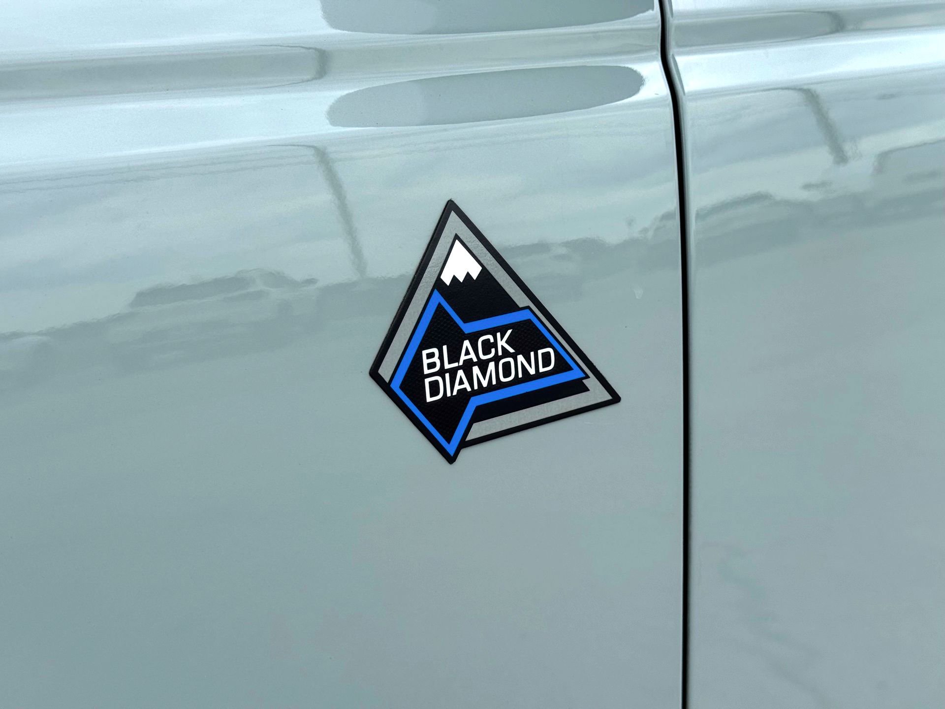 Used 2021 Ford Bronco Black Diamond AWD/4WD image 3