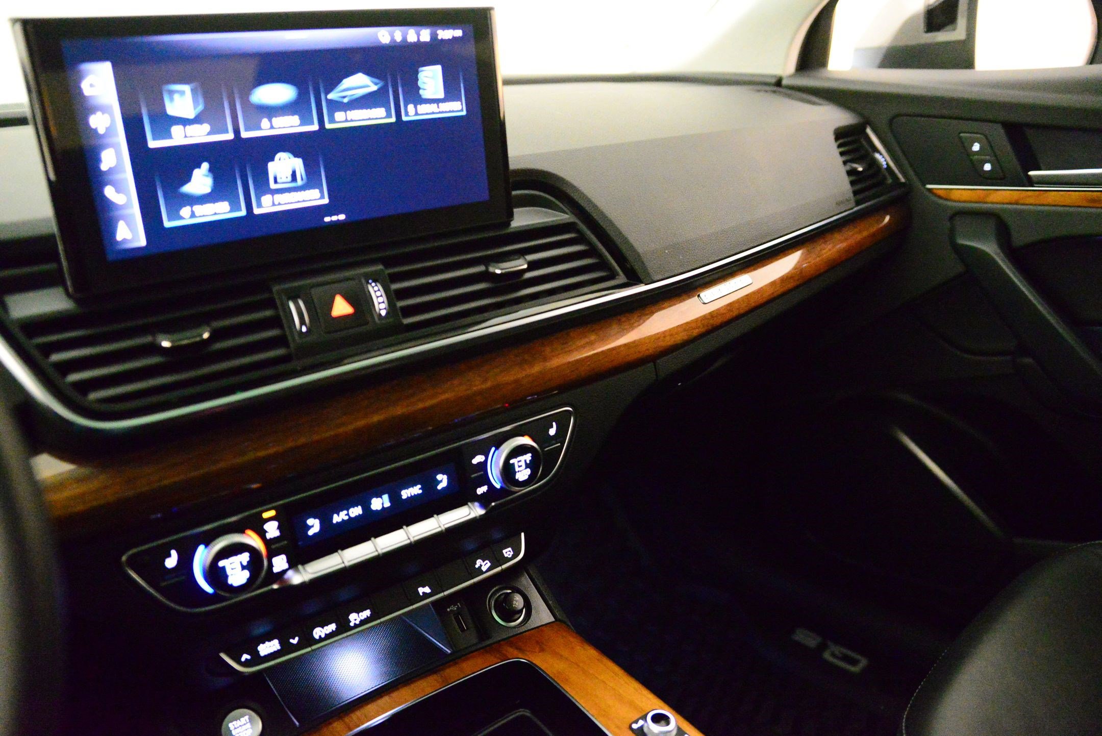 Certified 2023 Audi Q5 2.0T Premium w/ Convenience Package image 29