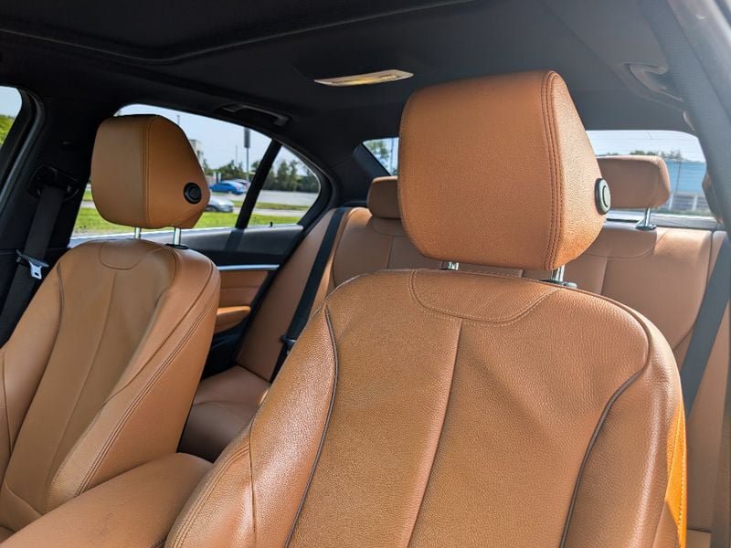 Used 2018 BMW 340i xDrive Sedan AWD/4WD image 15