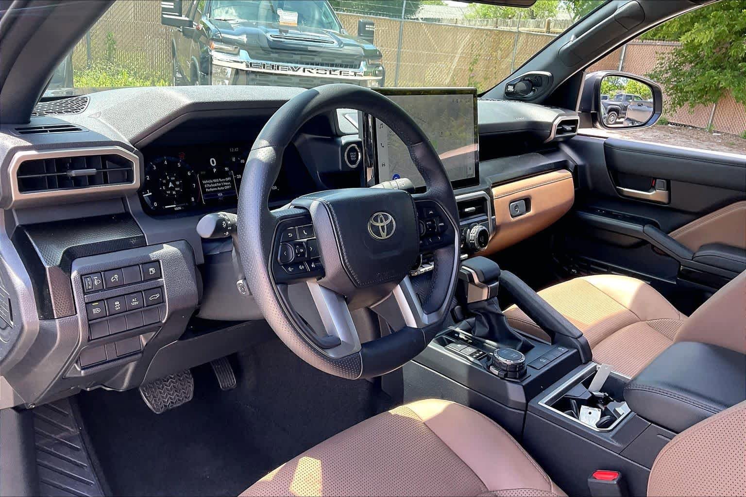 Used 2026 Toyota 4Runner Limited AWD/4WD image 17